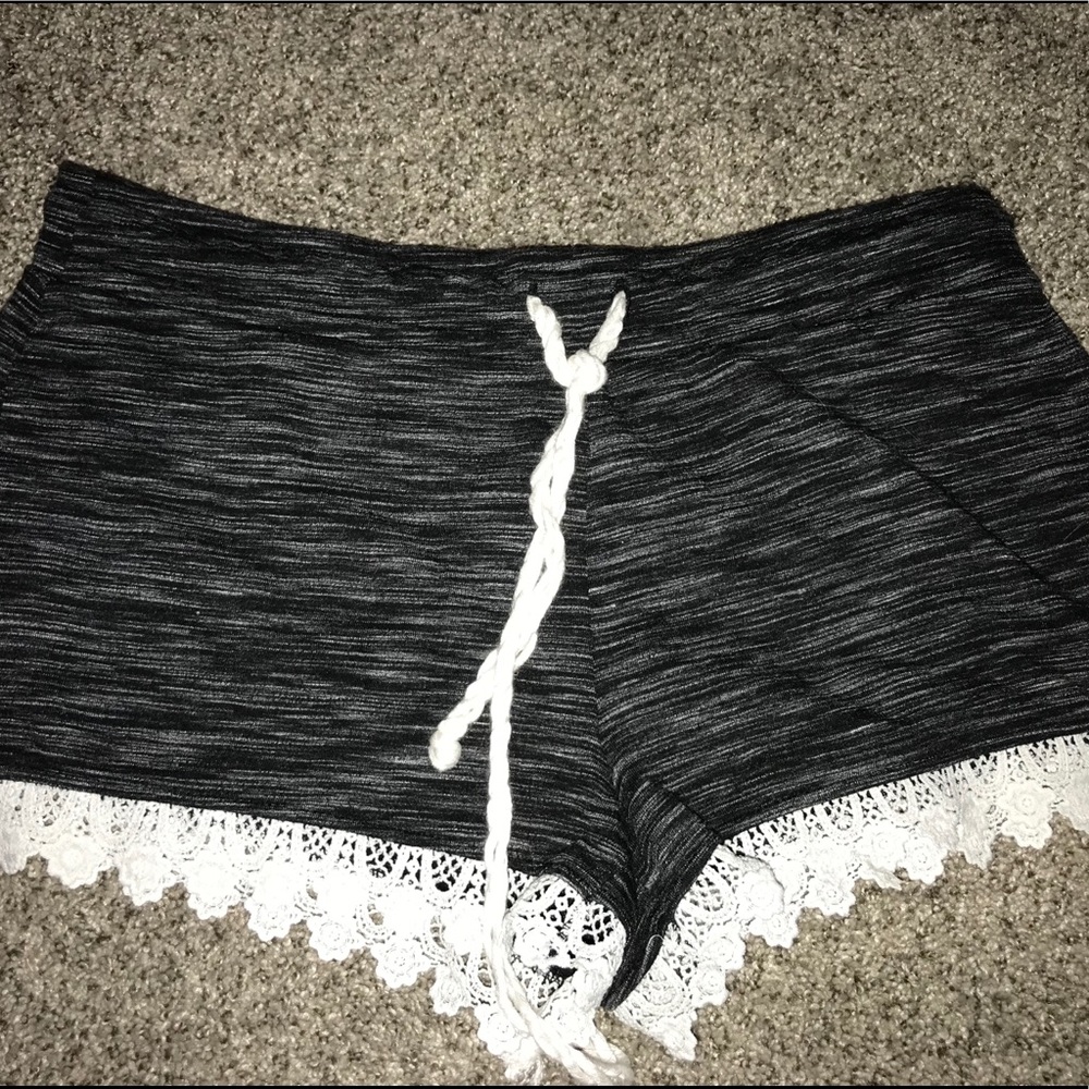 Comfy Lace Shorts!